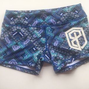 Born primitive shorts